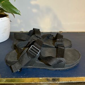 Men’s Chaco’s sandals